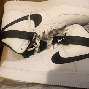 Air Force 1 mids
